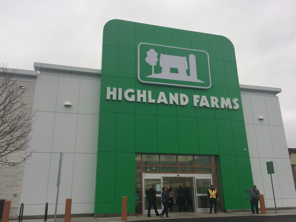 Highland Farms opens new store in Vaughan CFIG Canadian Federation